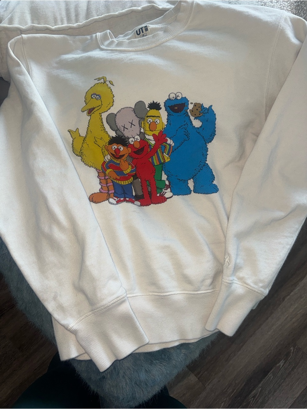 KAWS X Sesame Street Graphic Crewneck Sweatshirt - White